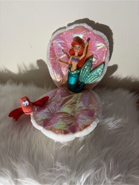 Vintage Disney The Little Mermaid Clamshell Ariel Stick Hand puppet